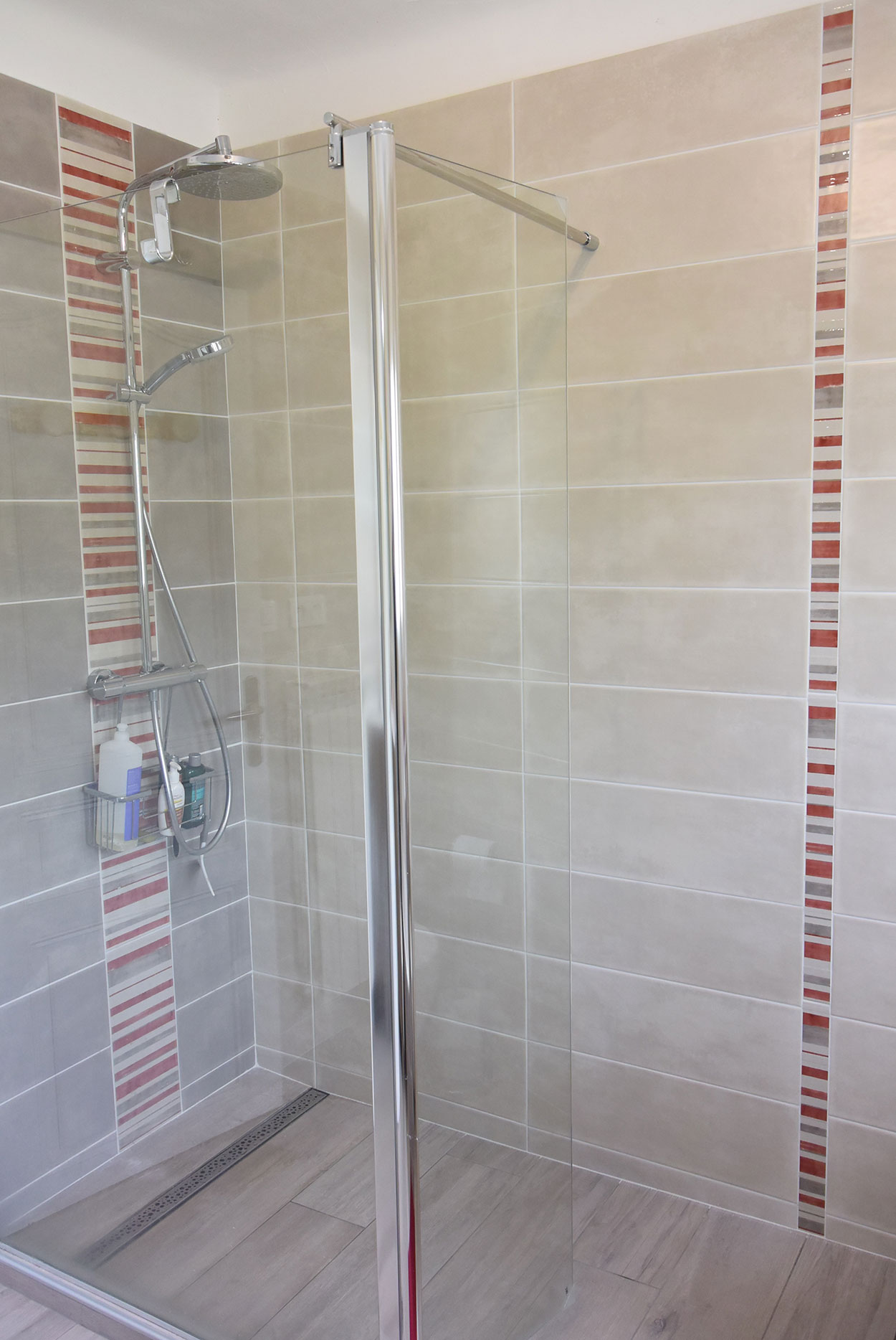 Carrelage Bayonne, Carrelage Pays Basque, Rénovation salle de bain Bayonne, Rénovation salle de bain Pays Basque, Salle de bain neuve Bayonne, Salle de bain neuve Pays Basque, Carrelage terrasse Bayonne, Carrelage terrasse Pays Basque, Parquet stratifié Bayonne, Parquet stratifié Pays Basque, Sanitaire Bayonne, Sanitaire Pays Basque, Carrelage piscine Bayonne, Carrelage piscine Pays Basque,
